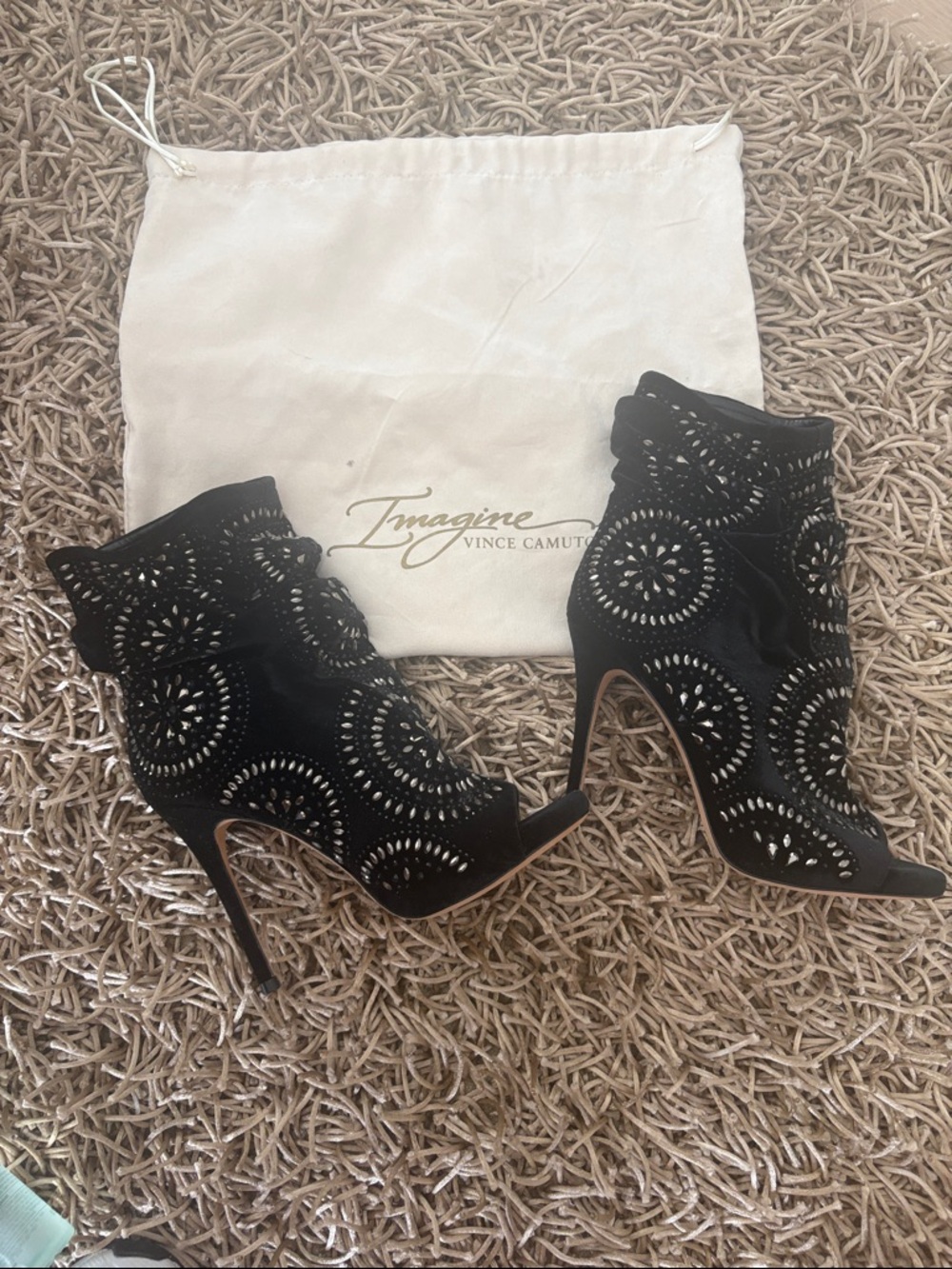 Vince Camuto Imagine booties -never worn, just collecting dust, no box. Size 7 - Picture 10 of 11